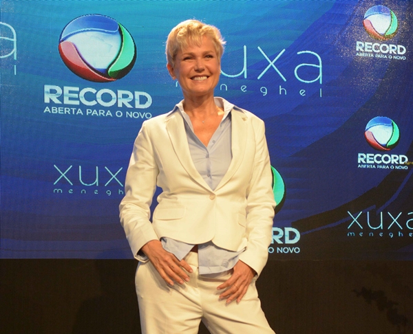 Xuxa somente voltará ao vivo em janeiro