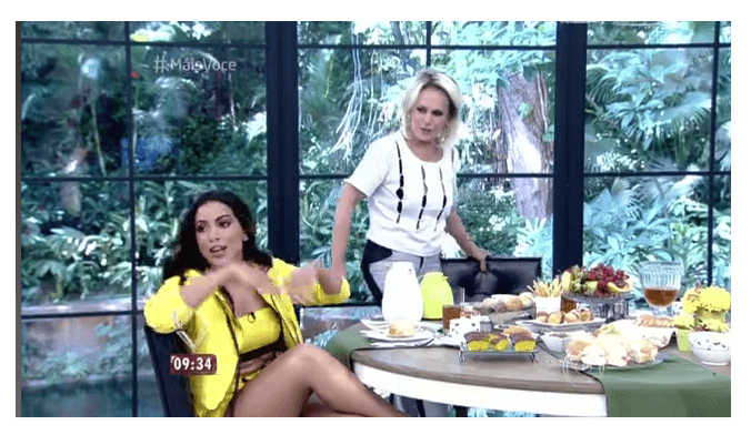 Anitta leva bronca de Ana Maria Braga durante o Mais Você