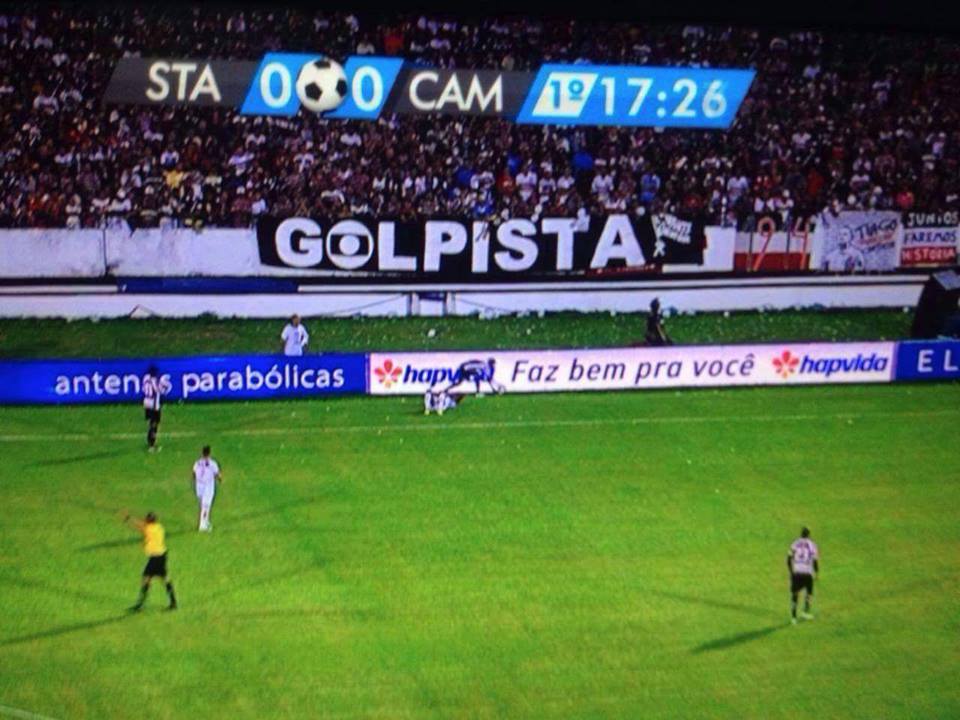 Manifestantes chamam Globo de golpista durante transmissão de jogo