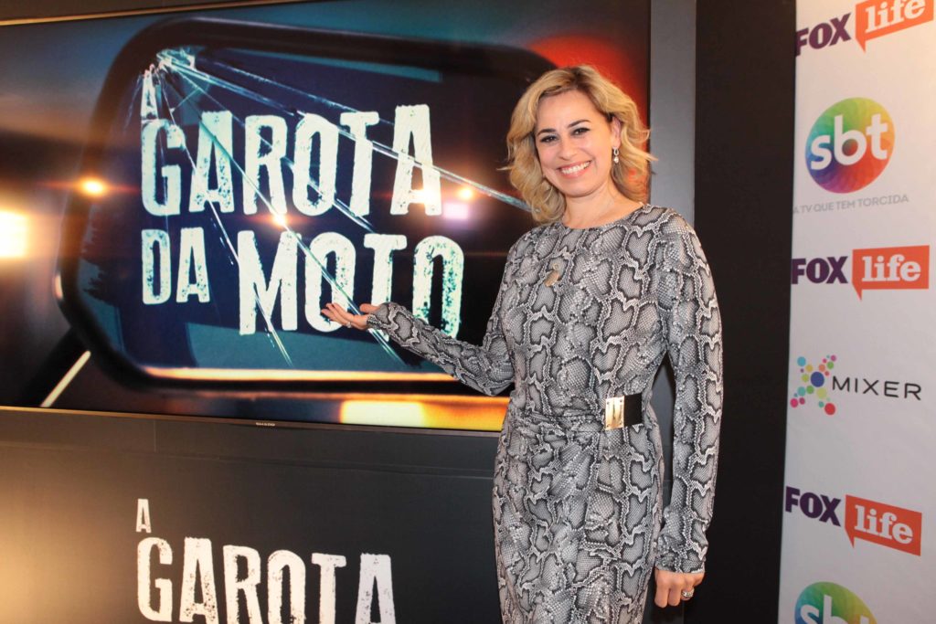 Daniela Escobar é destaque no elenco de A Garota da Moto