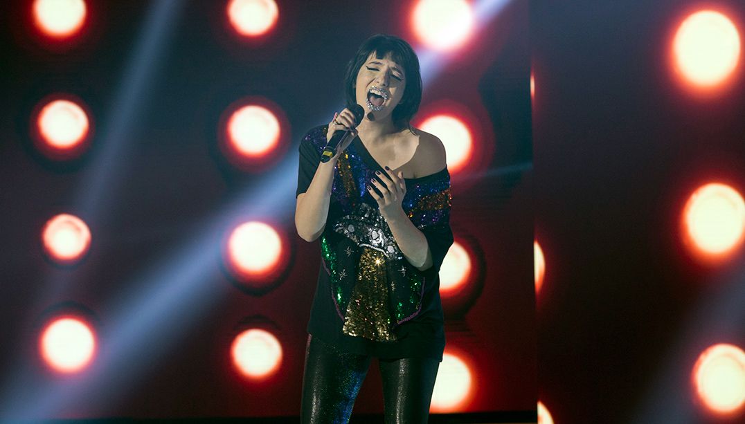 Jenni Mosello canta no X Factor (Divulgação/ Band)