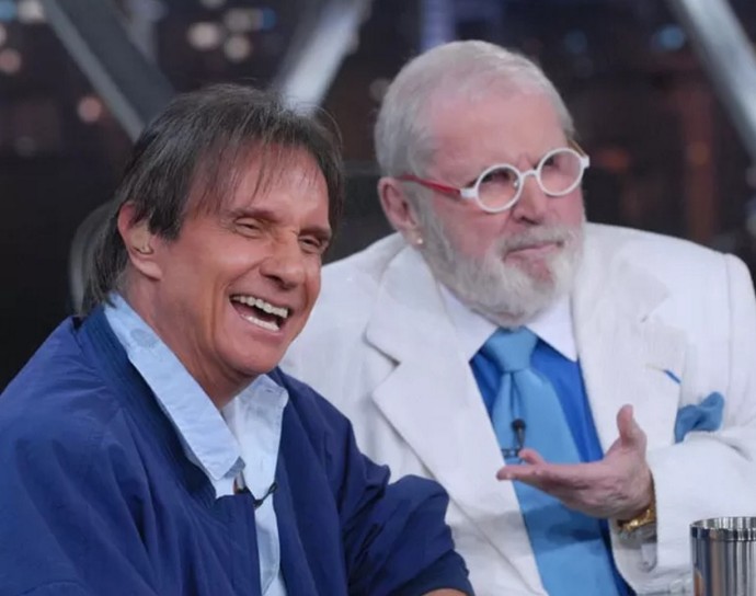 Jô Sores se emociona em entrevista com Roberto Carlos