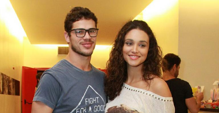 José Loreto e Débora Nascimento (AgNews)