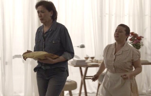 Silvana (Lilia Cabral) e Dita (Karla Karenina) de A Forca do Querer