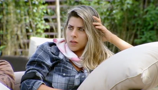 Ana Paula Minerato durante conversa com Matheus Lisboa