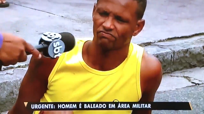 Homem dá entrevista sincera para o SBT do Rio de Janeiro (Reprodução/Globo)