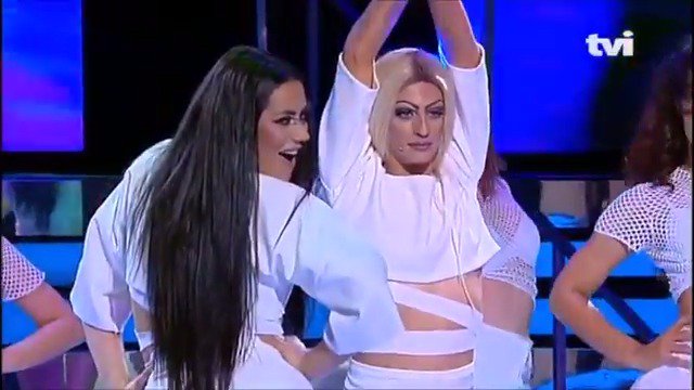 Dupla fez cover de Anitta e Pabllo Vittar em programa de Portugal
