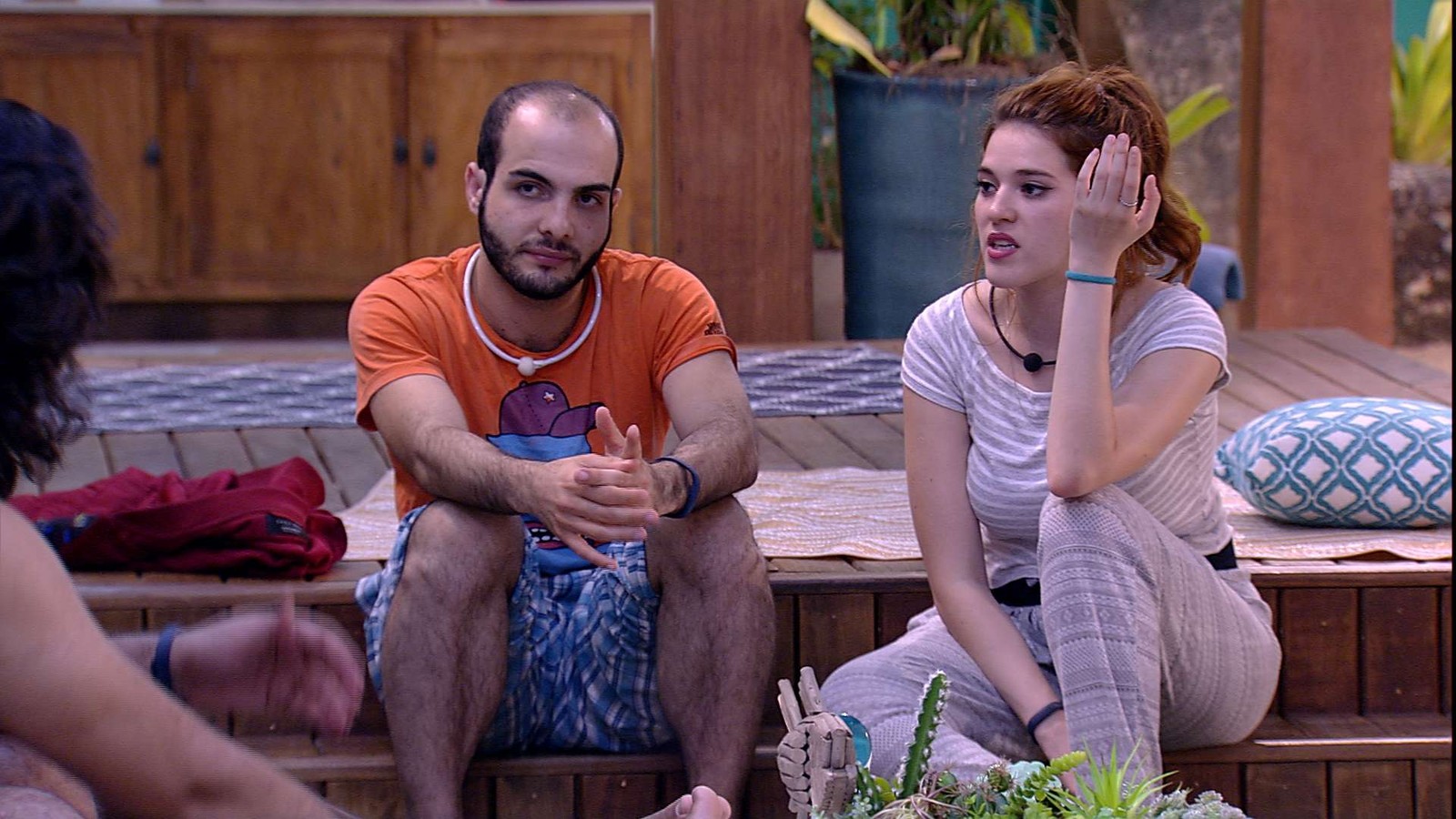 Mahmoud, Ana Paula e Gleici conversam no BBB18 (Reprodução: TV Globo)