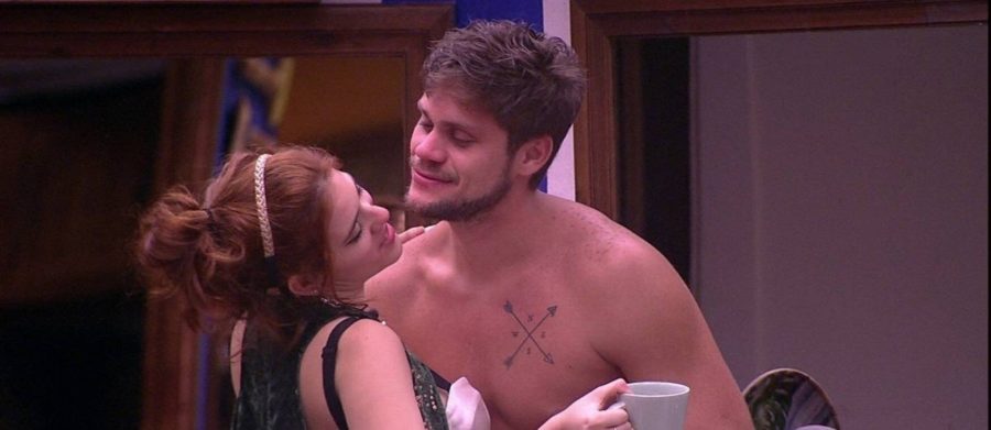 Breno e Ana Clara trocaram beijos no BBB18 (Divulgação)