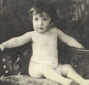 Roberto Bolaños bebê