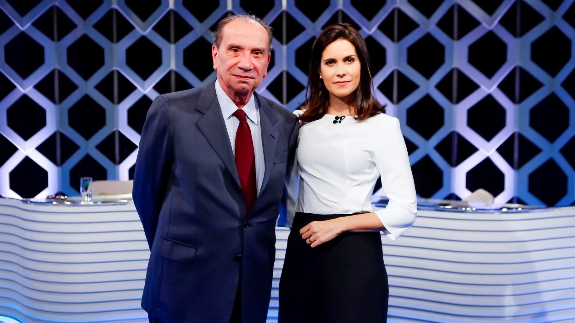 Aloysio Nunes e Debora Bergamasco no Poder em Foco