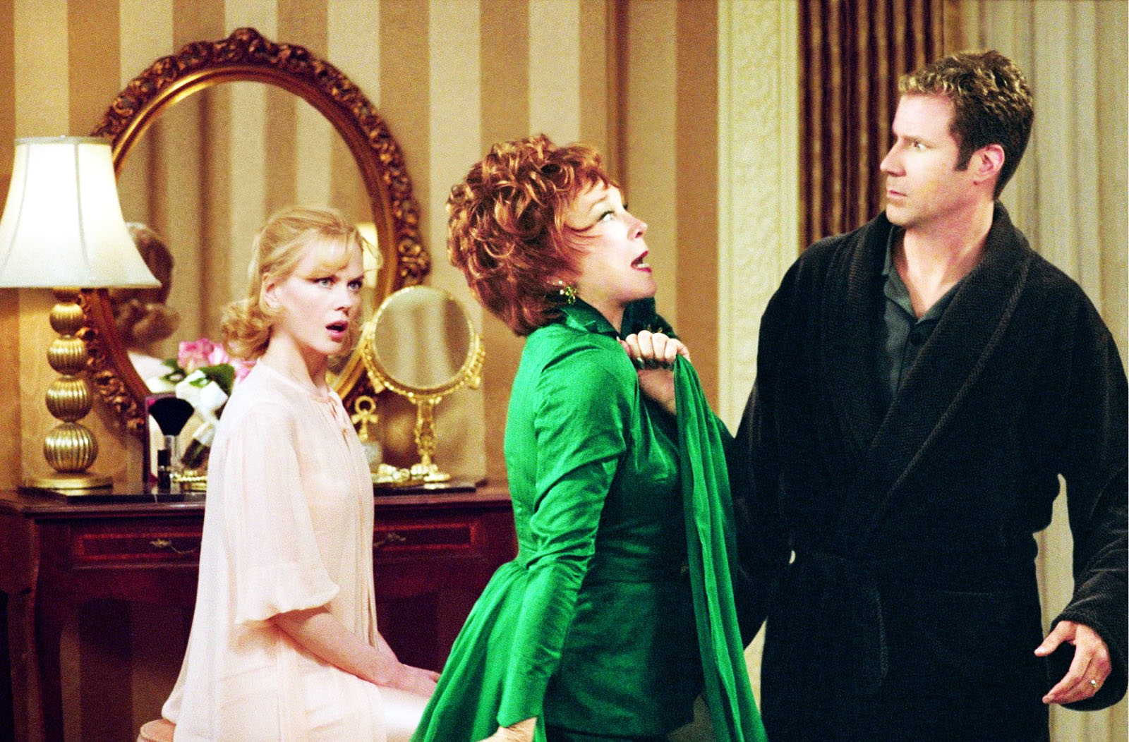 Nicole Kidman, Shirley MacLaine e Will Ferrell no filme A Feiticeira (Divulgação)
