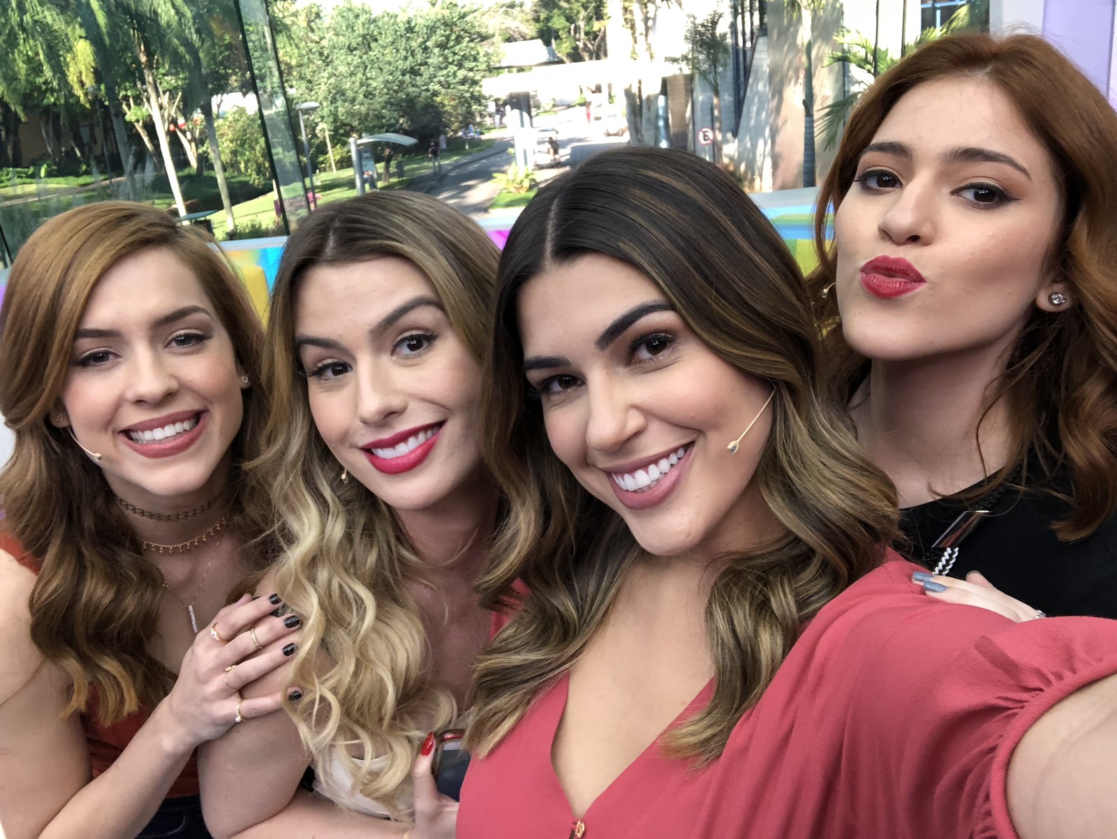 Sophia Abrahao, Vivian Amorim, Fernanda Keulla e Ana Clara, novas apresentadoras do Video Show