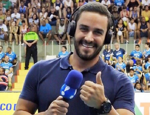 Repórter João Paulo Vergueiro, na RedeTV!