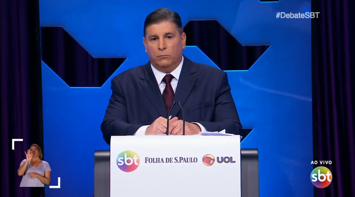 Carlos Nascimento mediou o debate no SBT