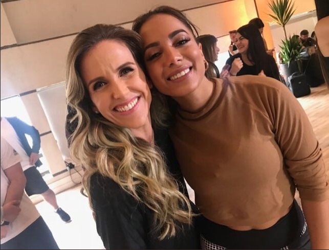 Anitta e Mariana Ferrão no Bem Estar (Divulgação)