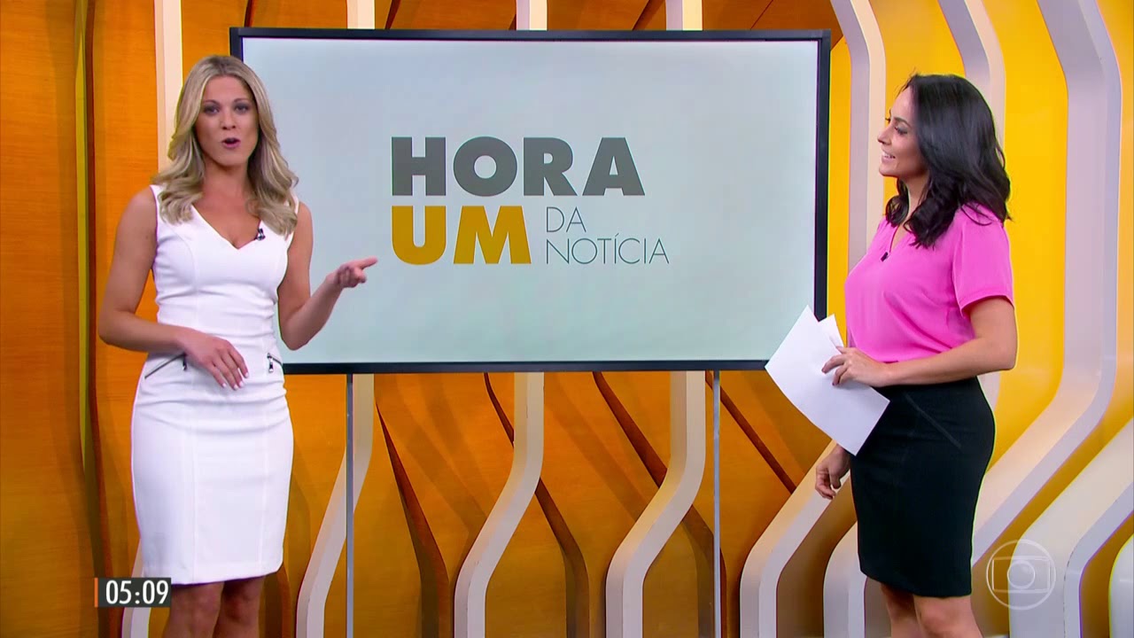 Jacqueline Brasil e Izabella Camargo (Foto: Reprodução / Globo)