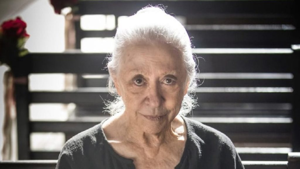 Dulce (Fernanda Montenegro), de A Dona do Pedaço