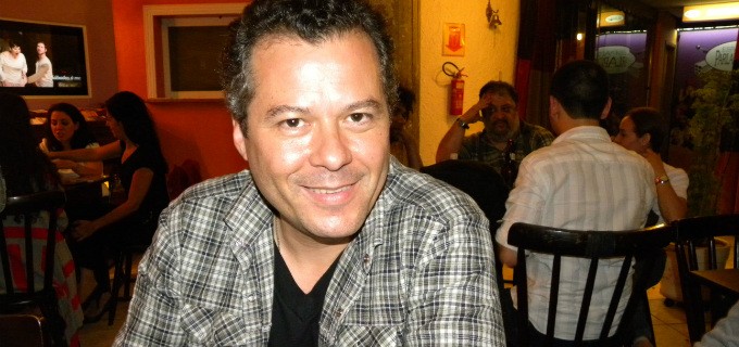 O ator e escritor Renato Modesto (Divulgação / Parlapatões)