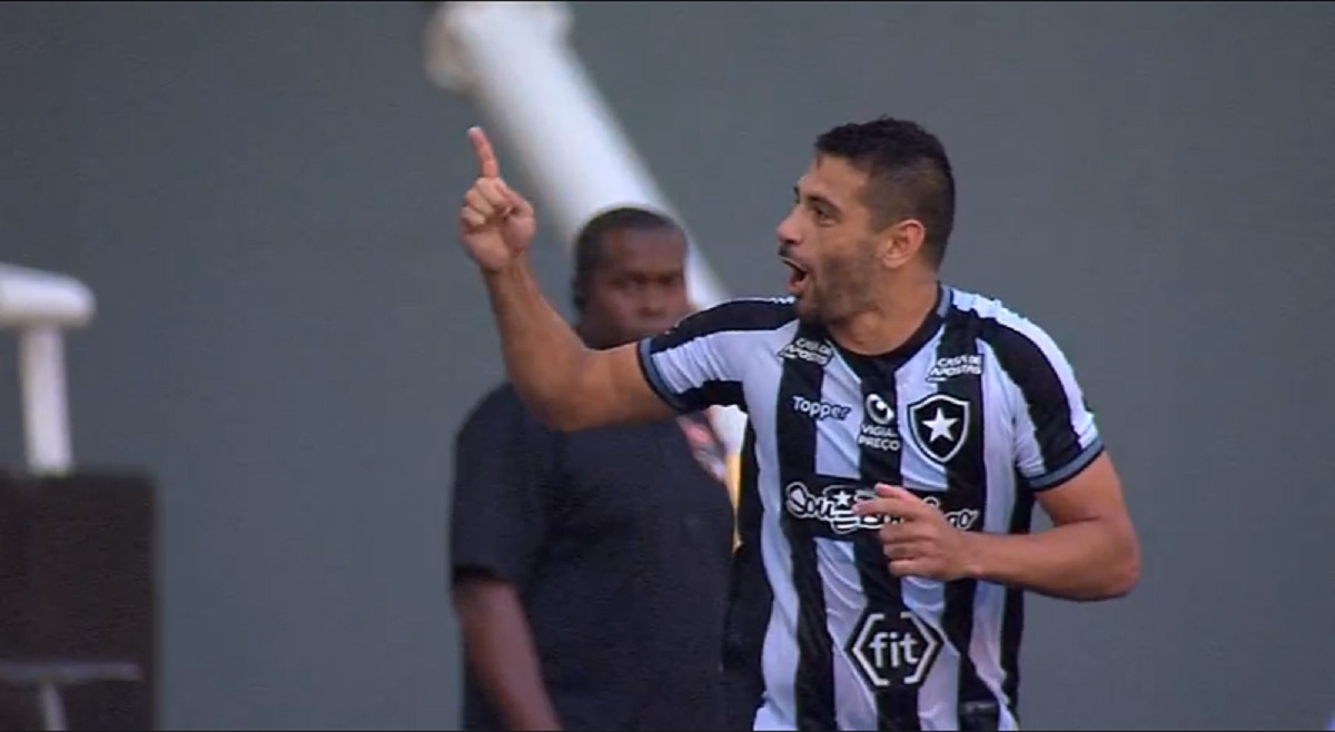 Diego Souza, do Botafogo