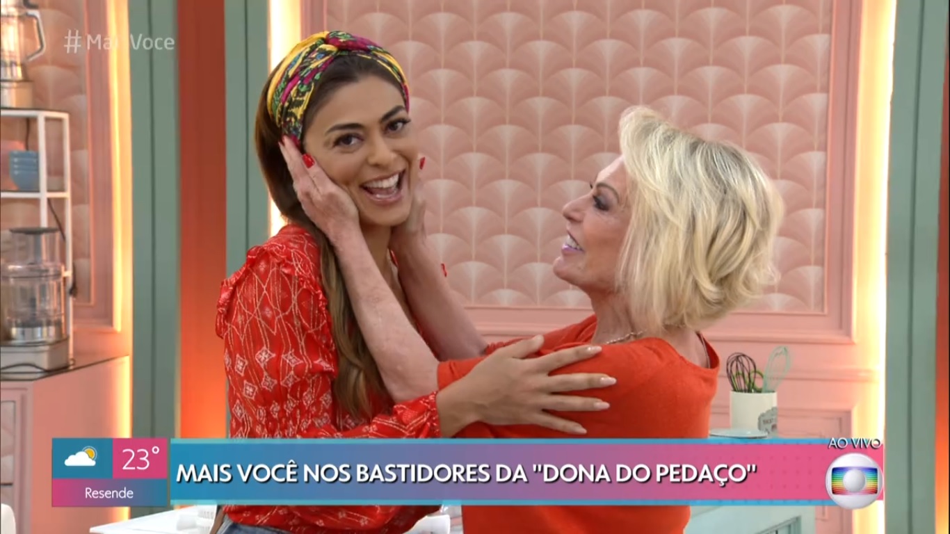 Juliana Paes e Ana Maria Braga nos bastidores de A Dona do Pedaço durante o Mais Você