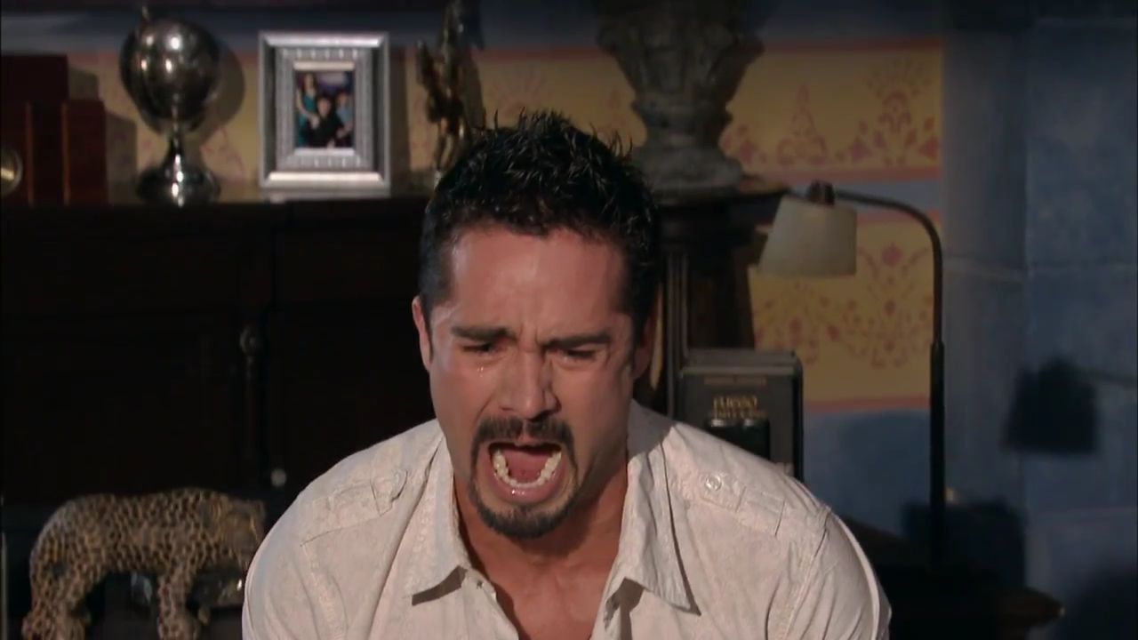 José Ron como Gustavo em A Que Não Podia Amar (Reprodução / Televisa)