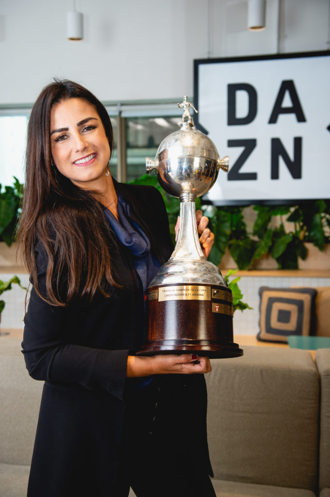 Helena Calil, apresentadora do DAZN (Fotos: Gutierre Filmes)