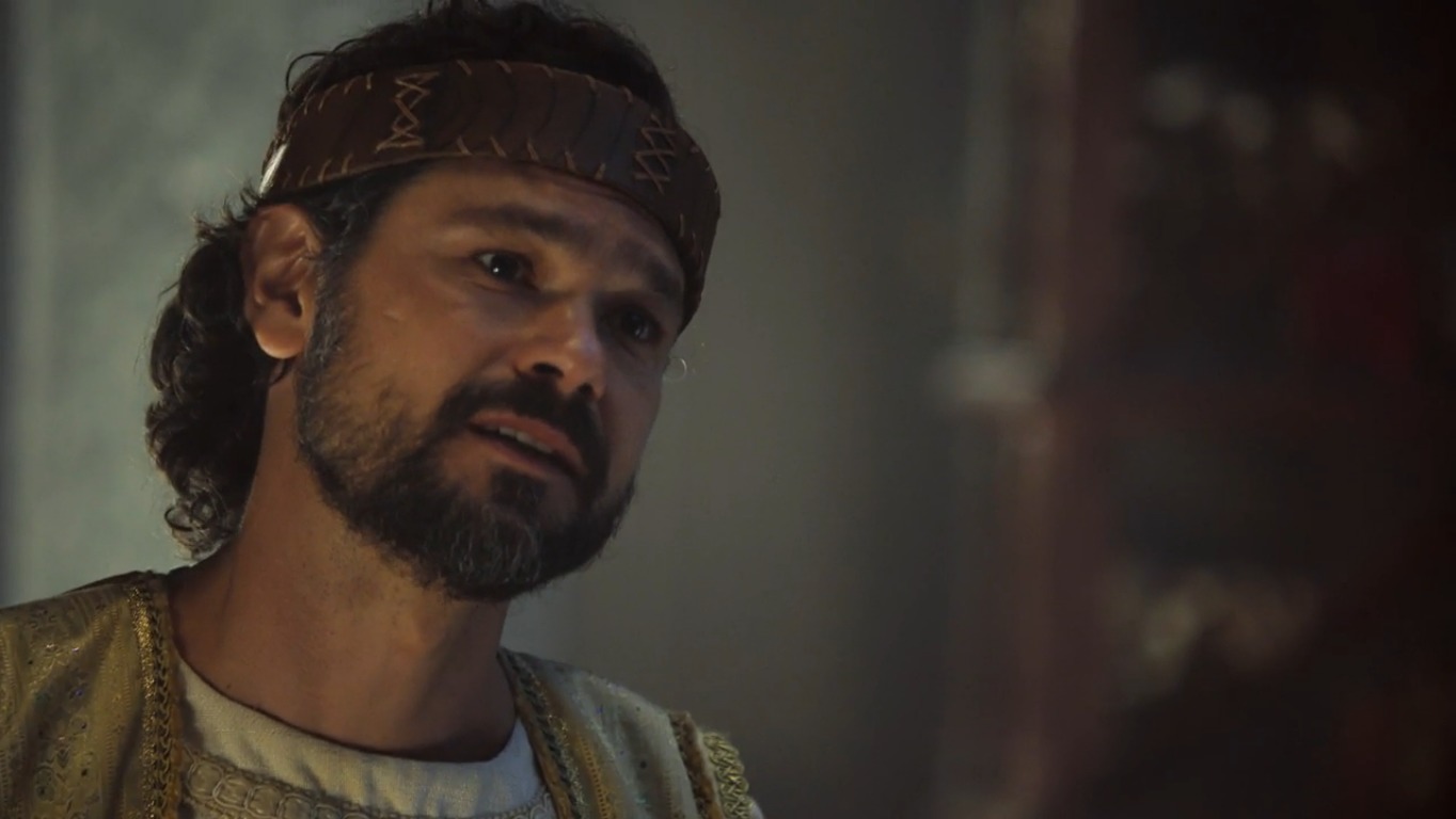 Gabriel Gracindo como Daniel em O Rico e Lázaro (Reprodução / PlayPlus)