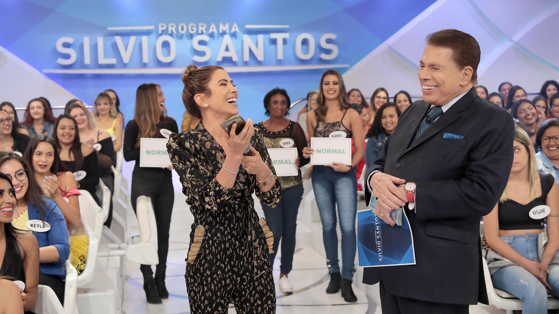 Patrícia Abravanel e Silvio Santos durante Jogo dos Pontinhos no Programa Silvio Santos