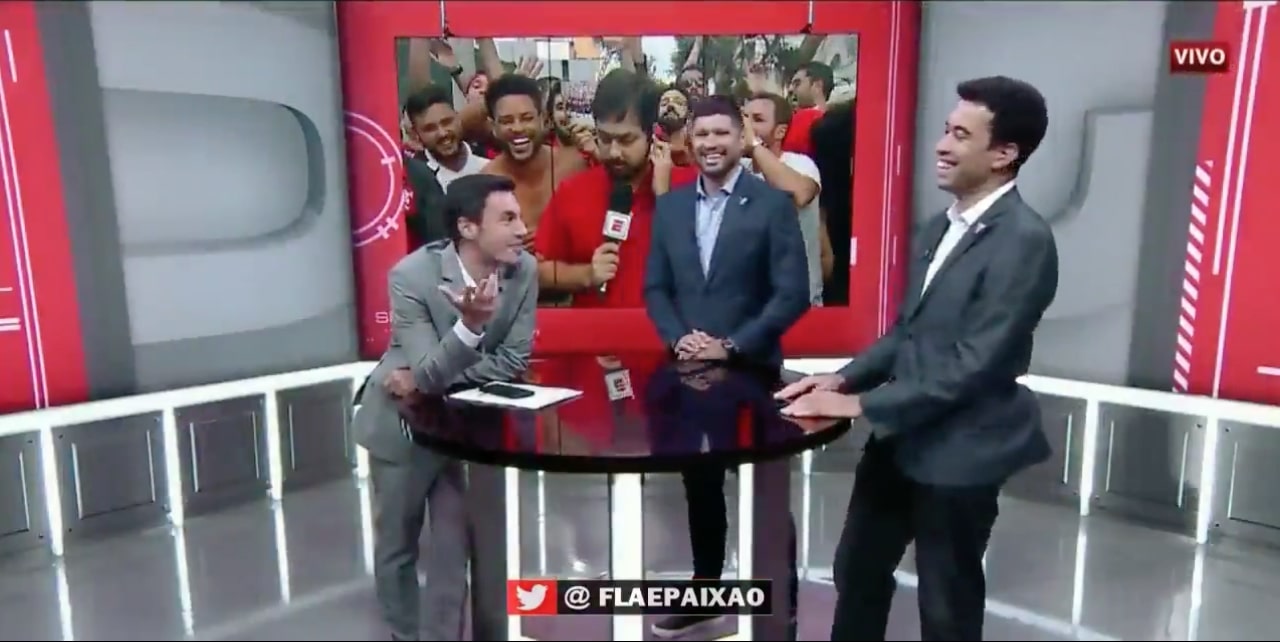 Torcida do Flamengo e cantoria maluca faz apresentadores da ESPN caírem na gargalhada (Reprodução/ESPN Brasil)