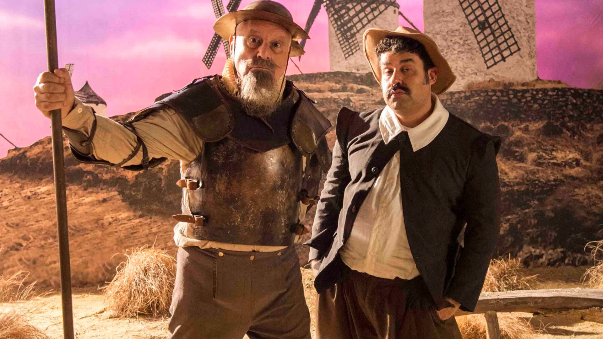 Alberto (Antonio Fagundes) como Dom Quixote e Batista (Marcelo Flores) como Sancho Pança