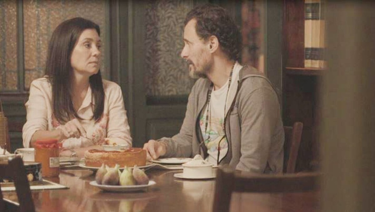 Thelma (Adriana Esteves) e Durval (Enrique Diaz) de Amor de Mãe