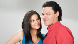 Maite Perroni e Pedro Fernández, protagonistas de Cachito do Céu (Divulgação / Televisa)