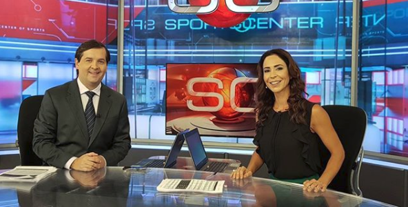 Dudu Monsanto e Juliana Veiga: dupla ex-SportsCenter agora processa a ESPN (Divulgação)