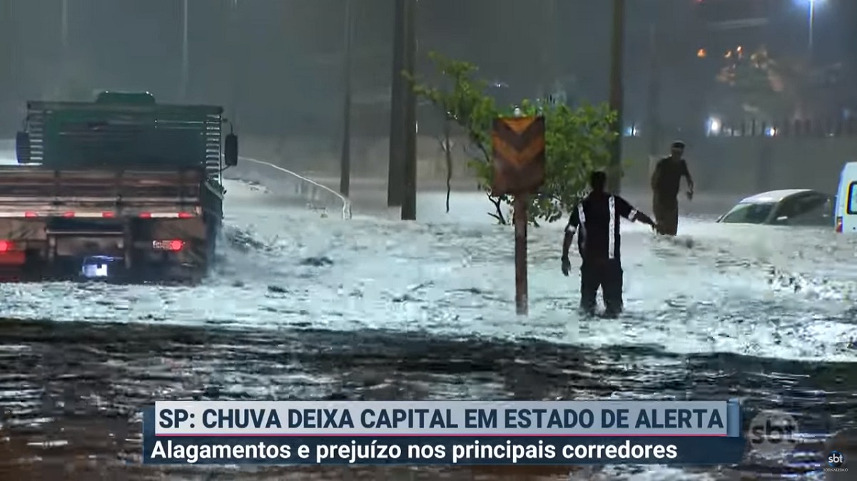 Jornalismo do SBT: cobertura das chuvas em São Paulo mostrou que a hora ...