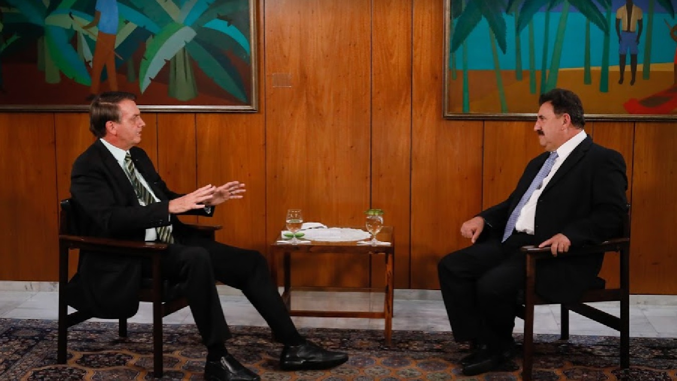 Ratinho entrevista o presidente Jair Bolsonaro (Isac Nóbrega / SBT)