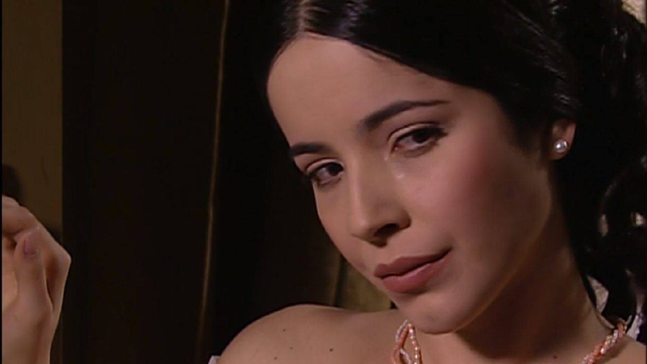 Branca (Renata Dominguez) em A Escrava Isaura