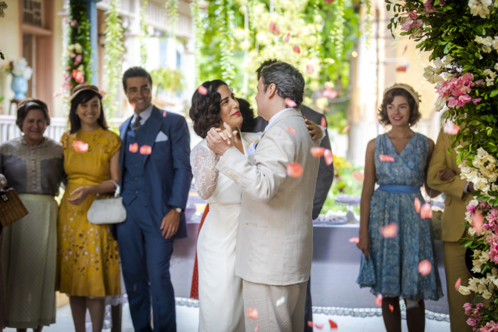 Casamento de Lola (Gloria Pires) e Afonso (Cássio Gabus Mendes)