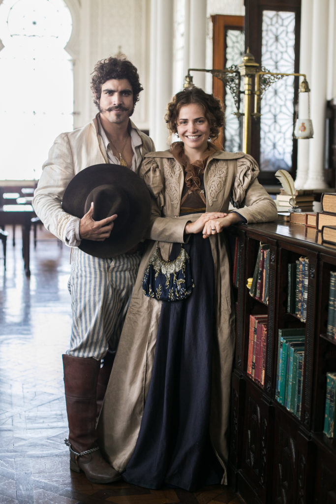 Pedro ( Caio Castro ) e Leopoldina ( Letícia Colin )