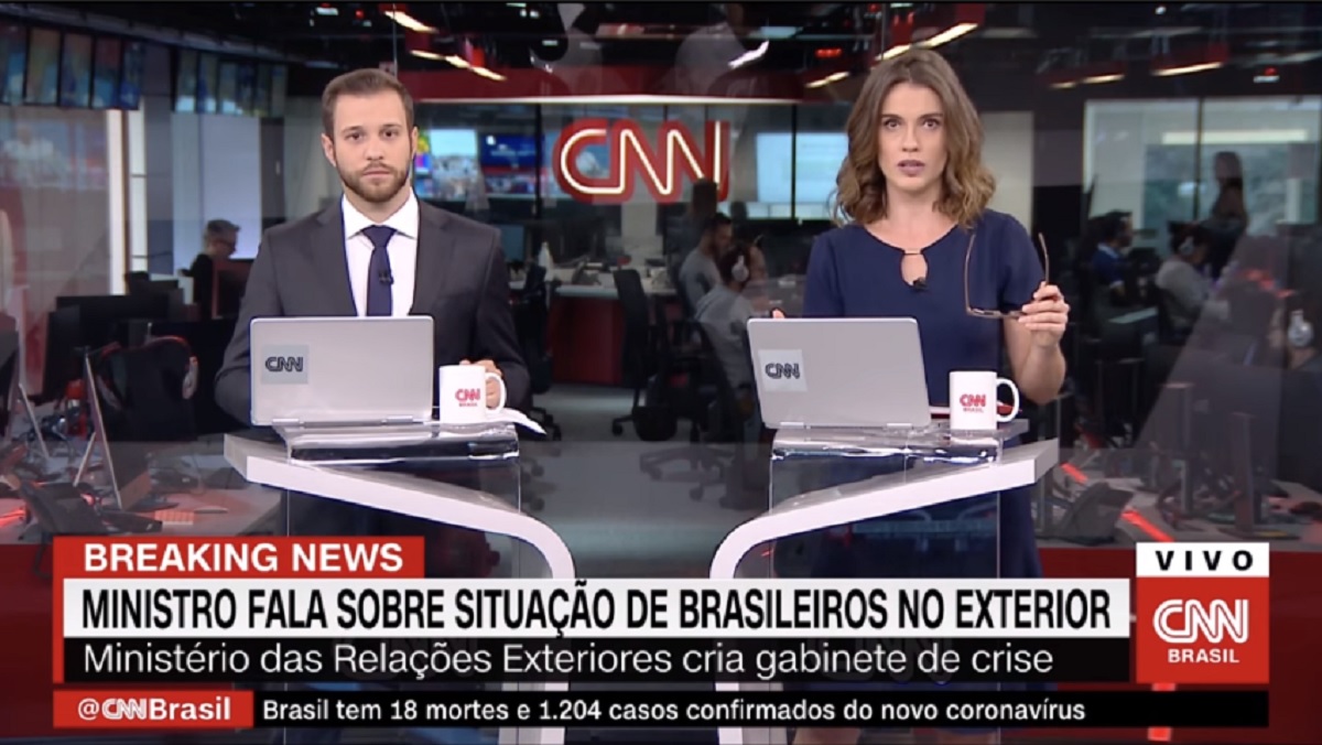 Cassius Zeilmann e Elisa Veeck, no Breaking News Coronavírus, plantão da CNN Brasil