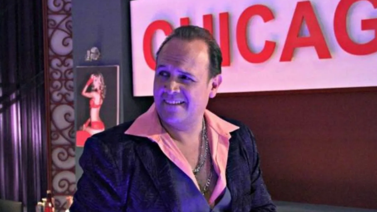Raúl Buenfil como Dorival em Meu Coração é Teu (Divulgação / Televisa)