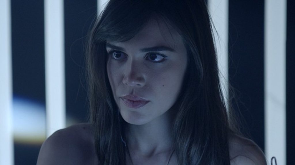 Carla Salle como Helô em Babilônia