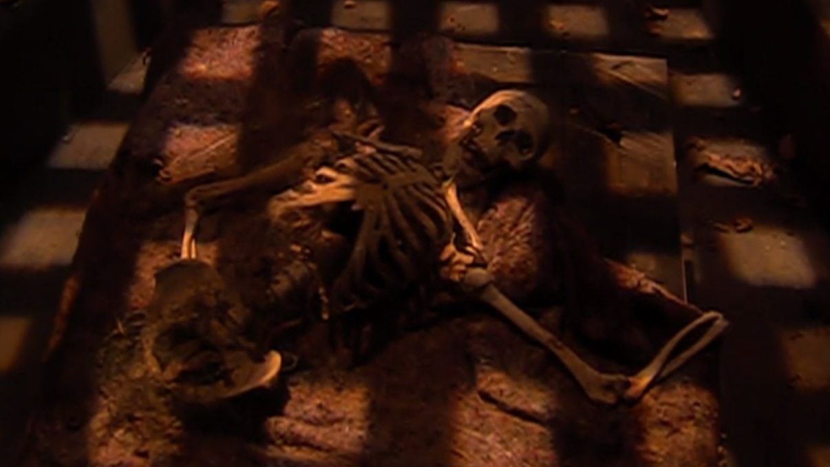 Esqueleto encontrado em casa abandonada em Caminhos do Coração