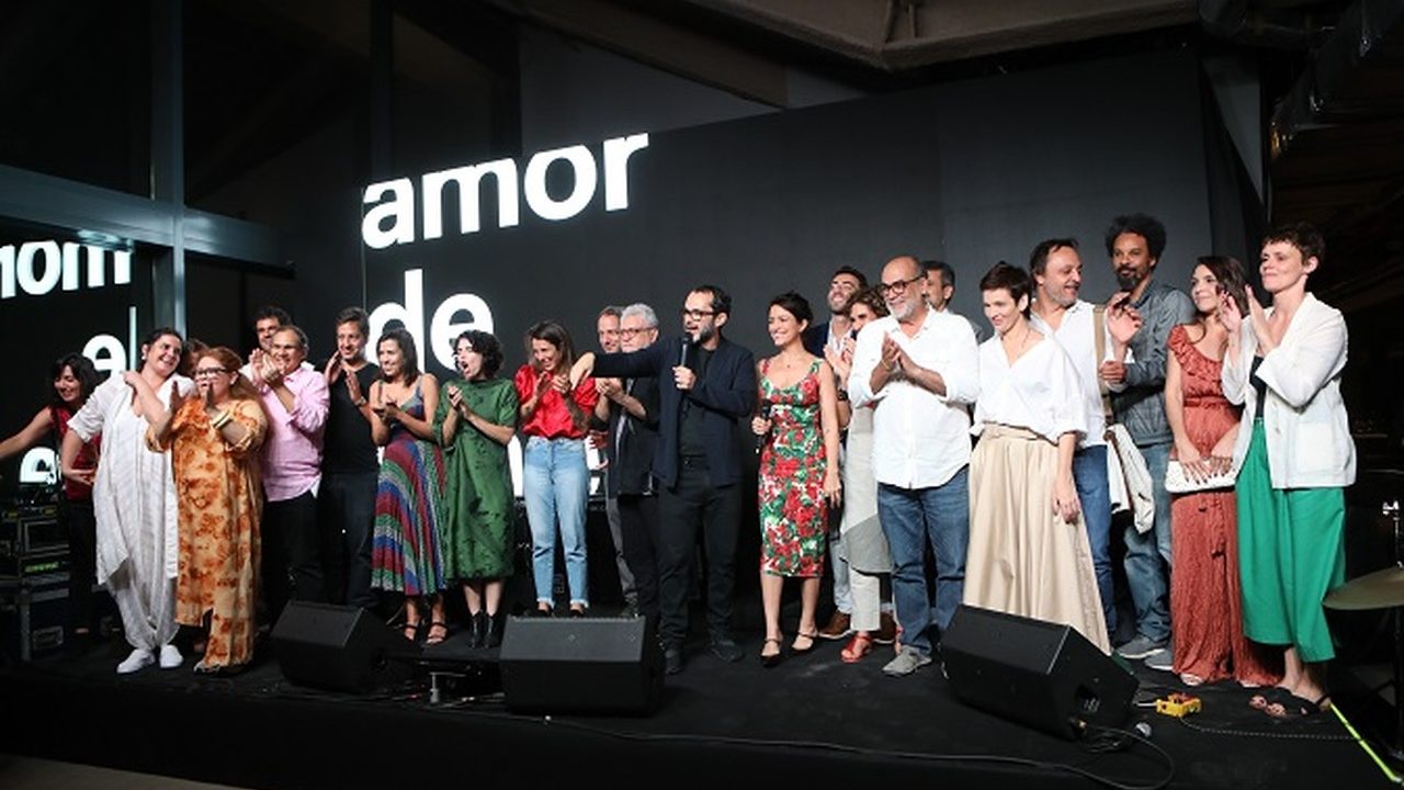 Elenco de Amor de Mãe durante lançamento da novela (Divulgação: TV Globo)