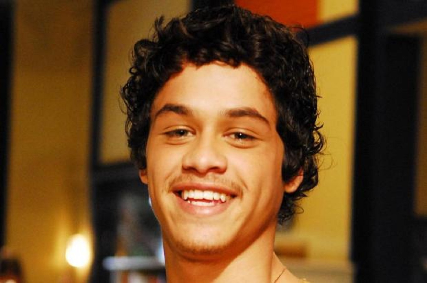 Maxwell Nascimento como Pedro Firmino em Malhação 2008
