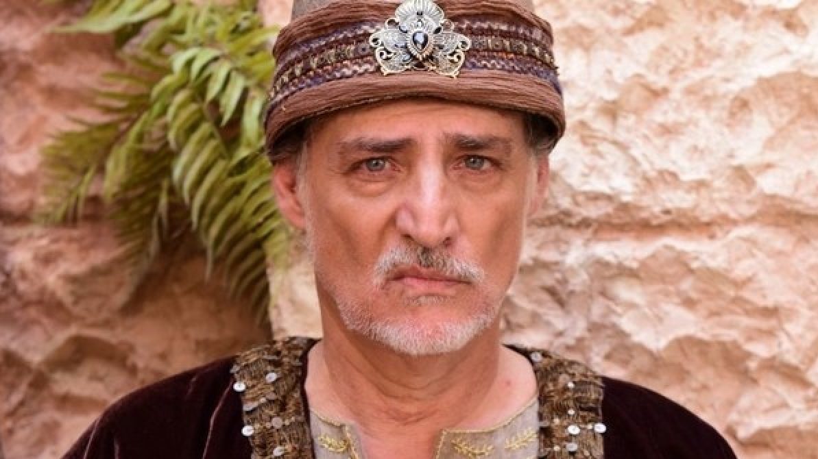Giuseppe Oristânio como José de Arimateia em Jesus (Divulgação / Record TV)