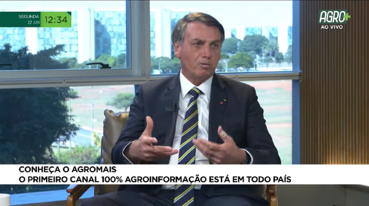 Jair Bolsonaro é entrevistado na estreia do Agromais