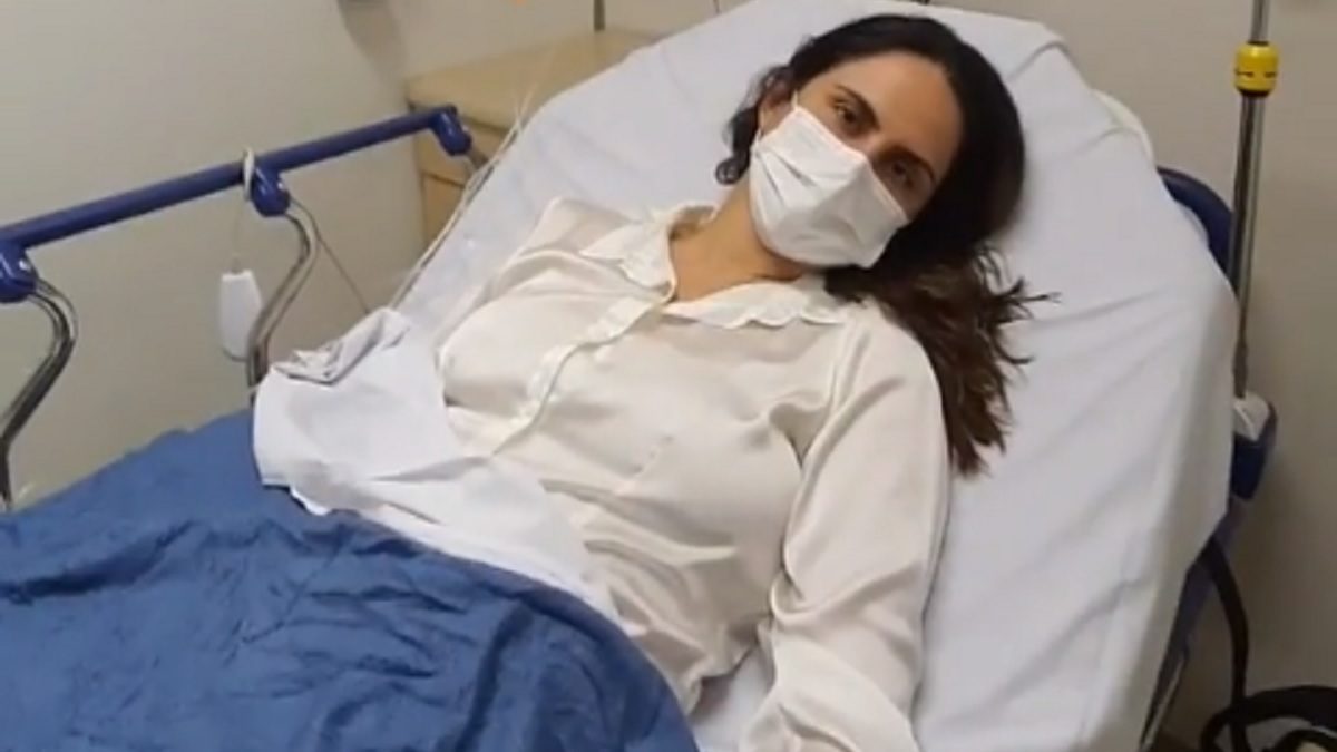 Carla Cecato se recupera após fortes dores no estômago