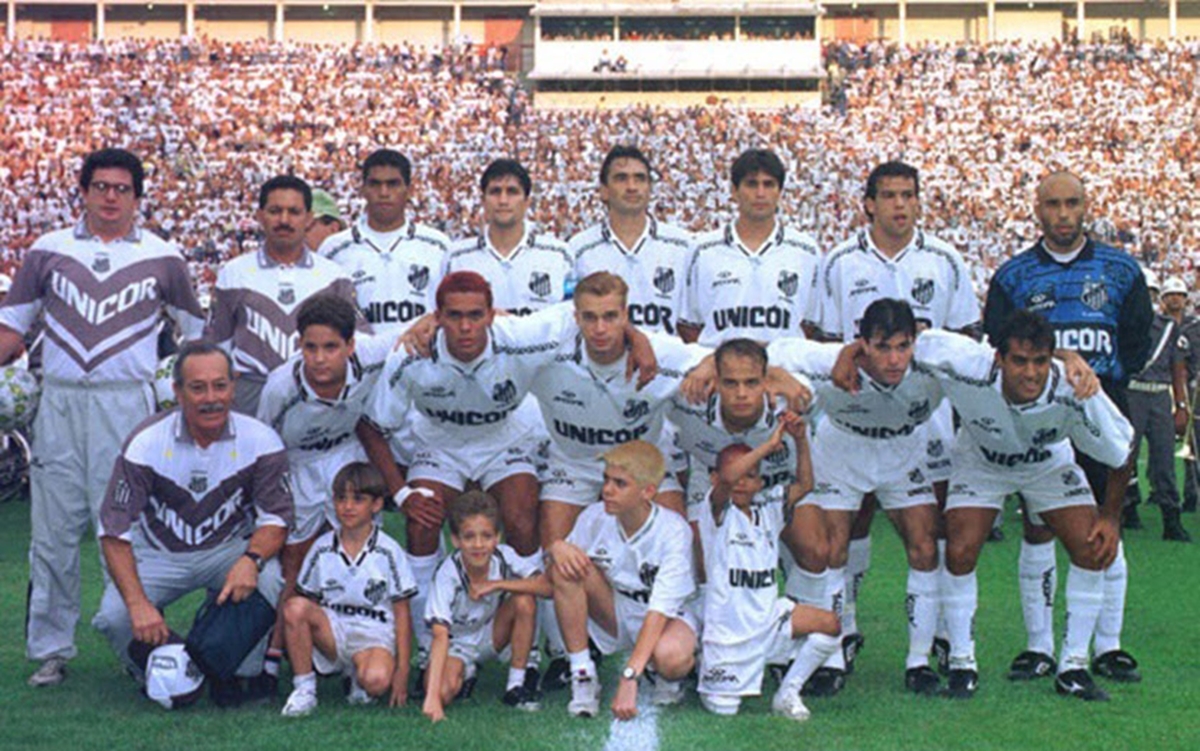 Santos venceu o segundo jogo da semifinal do Brasileirão de 1995 contra o Fluminense. Foto: Reprodução/Site Oficial