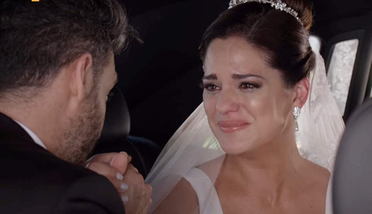 Marcela desiste do casamento com Armando (Reprodução: Netflix)